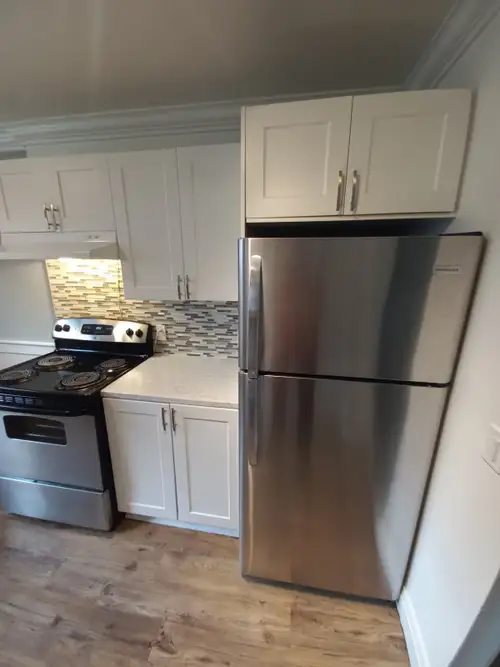 Welcome to Leamington/Garrison Manor Apartments – Now Leasing! 1 Bedroom Apartments Available for AU...