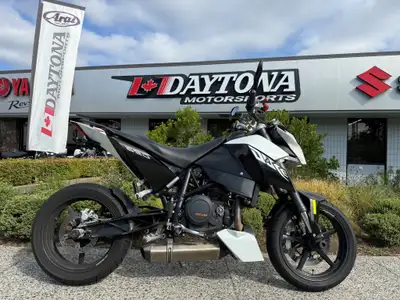 2008 KTM DUKE 690. 26,300kms. Carfax clean! $4988 plus doc $199. Ready to go! Needs nothing but a ne...