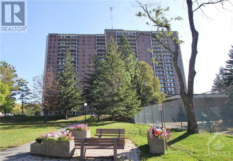 665 BATHGATE DRIVE UNIT1804 Ottawa, Ontario Condos for Sale Ottawa