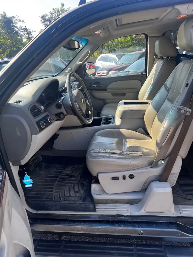 2010 CHEVY SILVERADO AUTOMATIC 4WD5180652811773644812