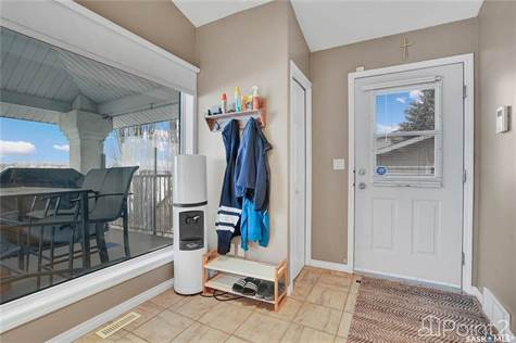 5702 Nelson Beach drive in Houses for Sale in Saskatoon - Image 3