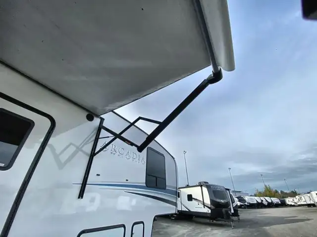 2022 Keystone RV Arcadia 3940LT in Travel Trailers & Campers in Kamloops - Image 13