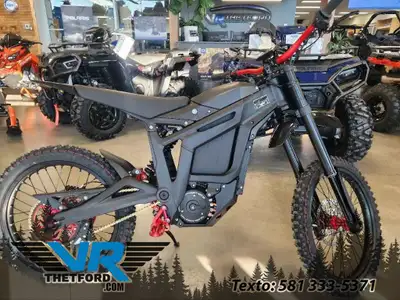 VR Thetford 2024 Talaria Sting R MX4 Expert Paiement à partir de $/sem.''TX INCLUSES''. 2024 Talaria...