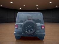Price includes $1,000 finance credit. Price does not include fees or taxes. Step into adventure with... (image 7)