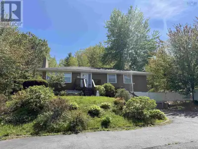 Solid 3-bedroom bungalow on a large, private lot in the heart of Bedford! This well-loved family hom...