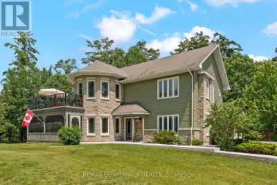 Experience the waterfront lifestyle you've been dreaming of. Set on the tranquil shores of the Missi...