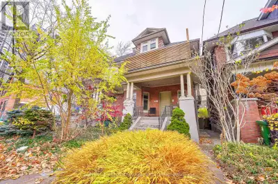 UPPER - 565 MARKHAM STREET Toronto (Palmerston-Little Italy), On