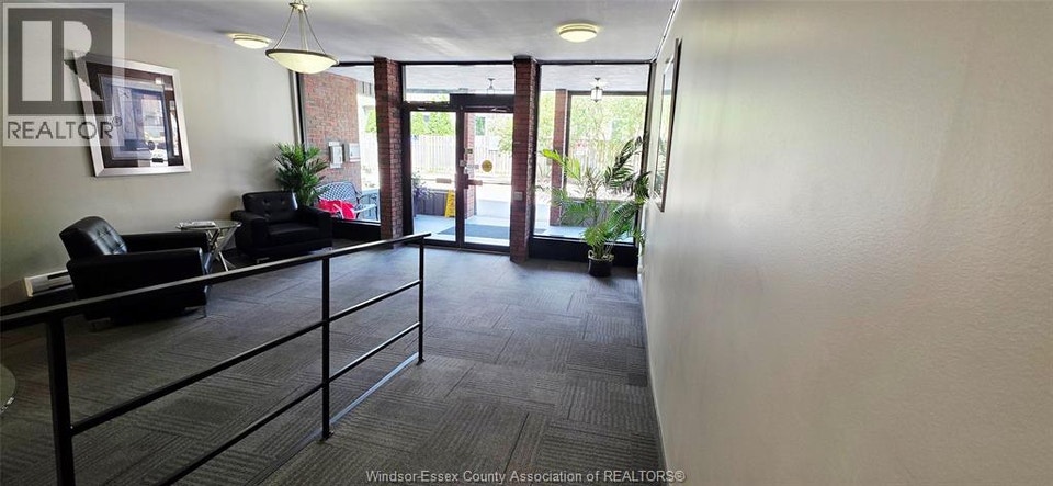 3905 RIVERSIDE DRIVE East Unit# 401 Windsor, Ontario 5