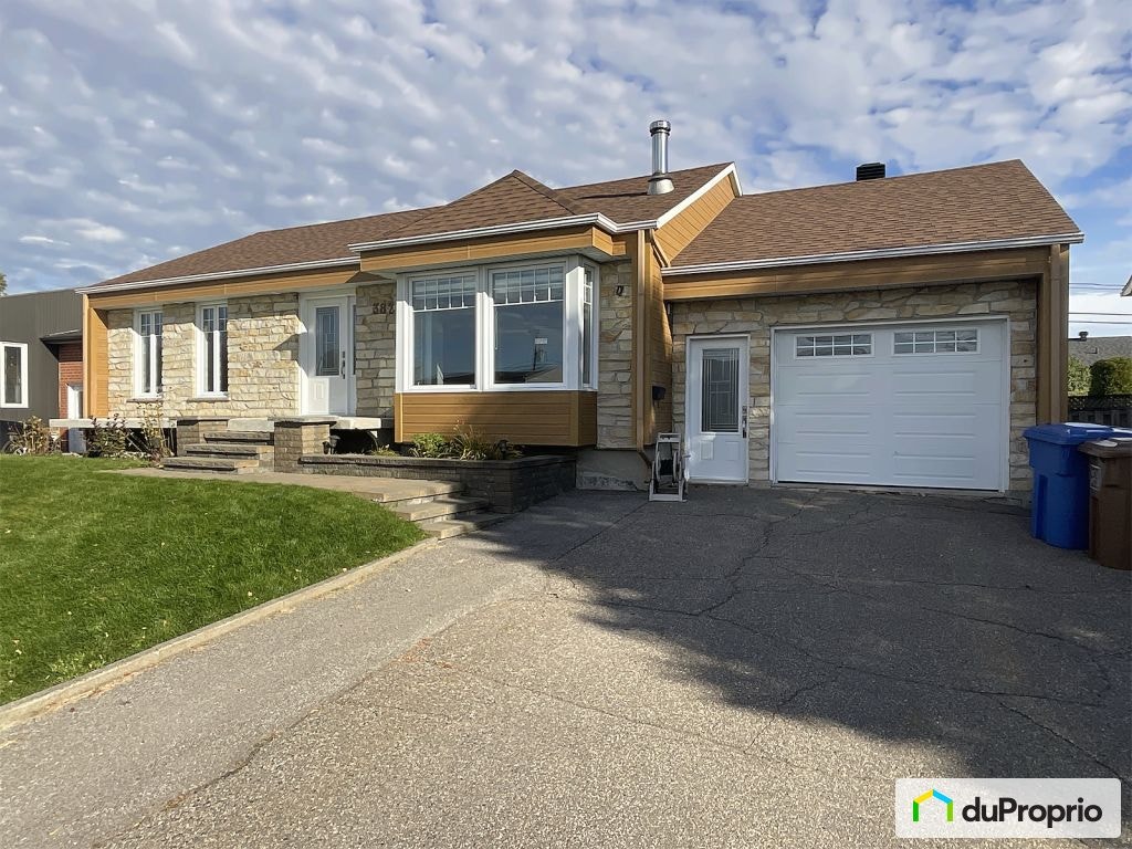 $495,000 - Bungalow for sale in Jonquière (Jonquière) — photo 1