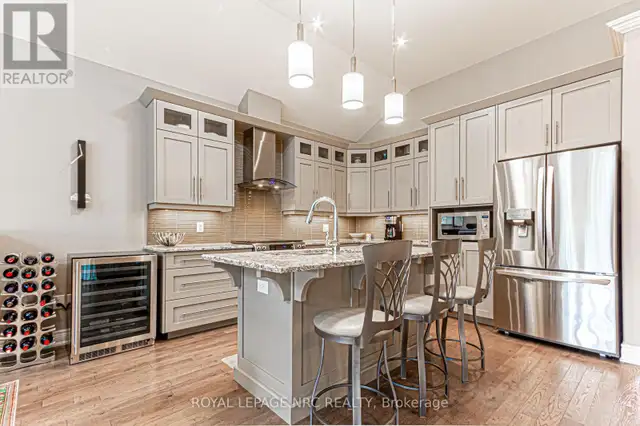 17 STONERIDGE CRESCENT Niagara-on-the-Lake (St. Davids), Ontario in Houses for Sale in St. Catharines - Image 7