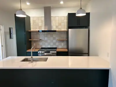 3 ch, sud-ouest, 100 rénové, electros inclus, terrasse, quartz!!