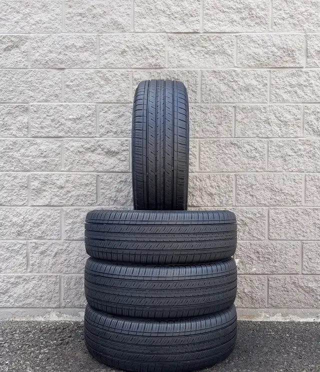 (95%) 4x 235/65R17 Bridgestone Alenza Sport A/S 17” All Seasons in Tires & Rims in City of Toronto - Image 2
