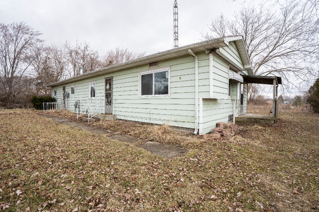 New Price | 25 Princess St  in Houses for Sale in Chatham-Kent - Image 2