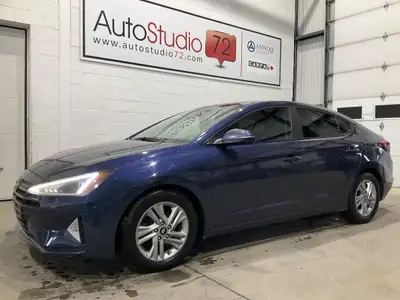 La Hyundai Elantra AUTOMATIQUE A/C CRUISE MAGS BLUETOOTH 2019 offerte chez AutoStudio 72 à Mirabel e...