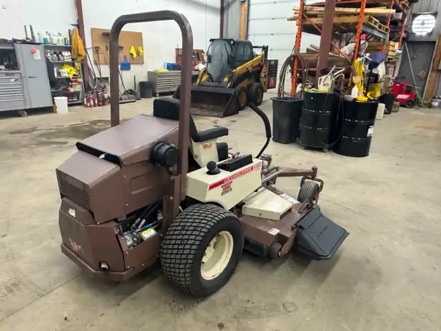 GRASSHOPPER MODEL 430D ZERO TURN MOWER-JOHN DEERE,KUBOTA ETC in Lawnmowers & Leaf Blowers in Regina - Image 4