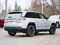 Aggressive Styling, Aggressive Value: 2024 Jeep Grand Cherokee Altitude 4x4 Overview Step into the p... (image 3)
