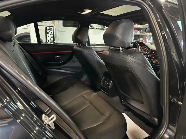 2018 BMW 3 Series 328d XDRIVE | LUXURY PKG | SUNROOF | NAVI in Cars & Trucks in City of Toronto - Image 13