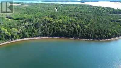 Discover Your Coastal Paradise: Premier Waterfront Lot for Sale This exceptional waterfront lot offe...