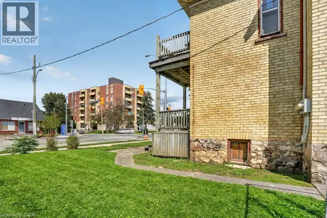569 FREDERICK Street Kitchener, Ontario in Houses for Sale in Kitchener / Waterloo - Image 7