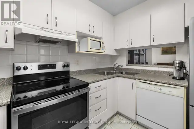 237 CUMBERLAND STREET Ottawa, Ontario in Condos for Sale in Ottawa - Image 17