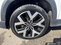 Seamlessly blending dynamic performance with everyday versatility, the 2022 Volkswagen Taos Highline... (image 8)