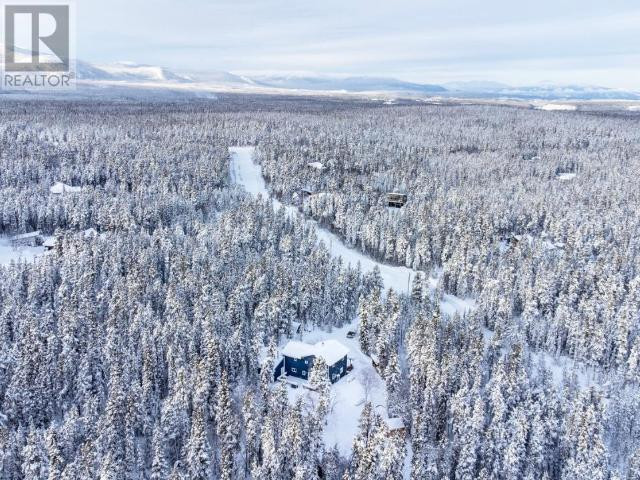 9 LUPIN PLACE Whitehorse, Yukon in Houses for Sale in Whitehorse - Image 4