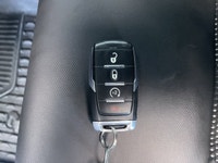===== Key Features ===== * 60,195 km * Sport Trim * 4WD (Four-Wheel Drive) * 5.7L HEMI V8 Engine * S... (image 9)