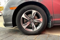 2019 Honda Odyssey EX | Heated Seats | Rear Entertainment | APROVED PRE OWNED The 2019 Honda Odyssey... (image 5)