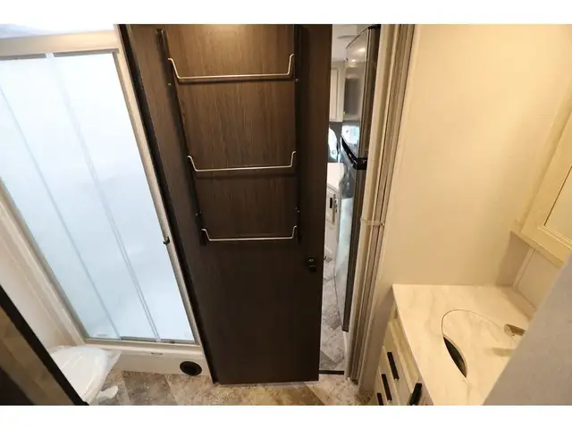 2026 Forest River Sunseeker NEUF 2500 Classe C /B+ Skirt paint + in RVs & Motorhomes in Laval / North Shore - Image 20