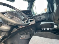 2020 FREIGHTLINER T12664ST;Heavy Duty Trucks - Conventional Truck w/ Sleeper Penske Location 525 MAC... (image 9)