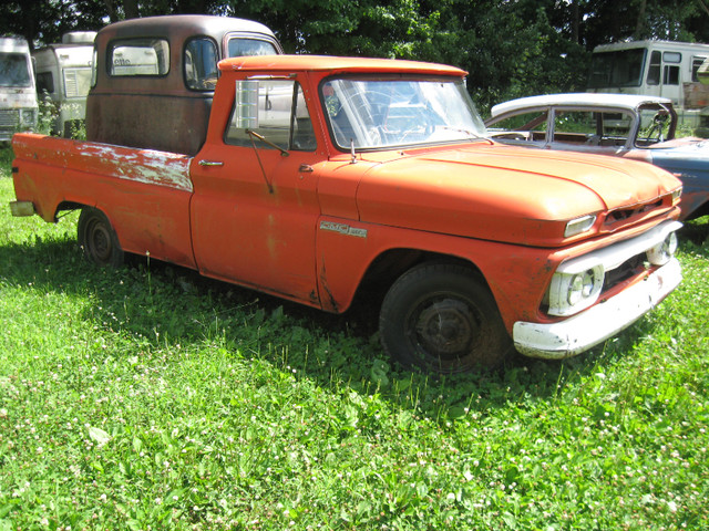 1964 GMC half ton pickup from the west.    Straight 6, 4 speed. in Other Parts & Accessories in London - Image 2