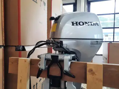 VERY LOW HOURS, APPROX 15-20HOURS UNIT HAS BEEN INSPECTED AND RECONDITIONED AS NEEDED Two cylinder,...