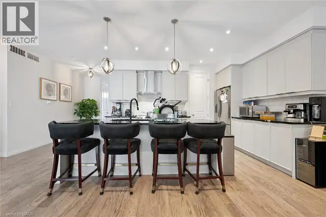 972 STONECLIFFE Walk Unit# 18 Kitchener, Ontario in Houses for Sale in Kitchener / Waterloo - Image 15