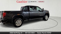 The 2022 GMC Sierra 2500HD Denali blends heavy-duty capability with luxury-truck refinement. With th... (image 2)