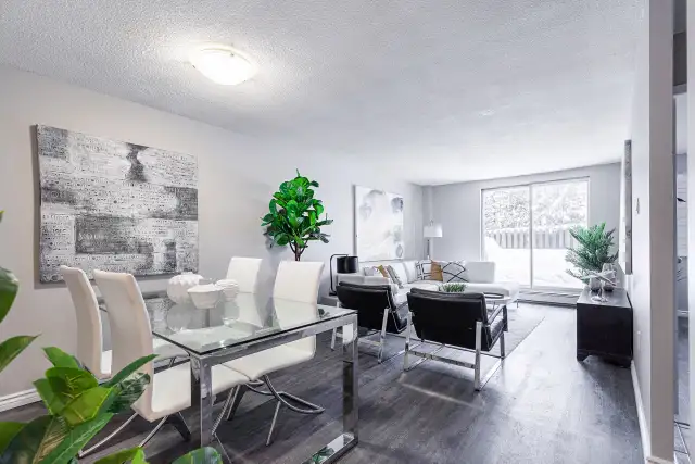 Bright 1 Bedroom Apartment Near Downtown Strathroy in Long Term Rentals in London - Image 3