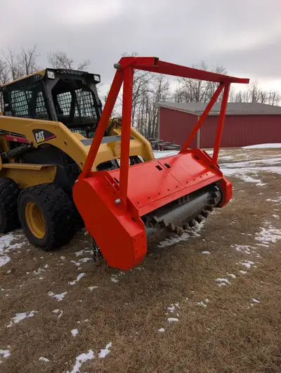 Prefer phone calls only , call Leo : 403!!896!!6320 2024 Erie Industrial drum Mulcher TH76 - Has a w...