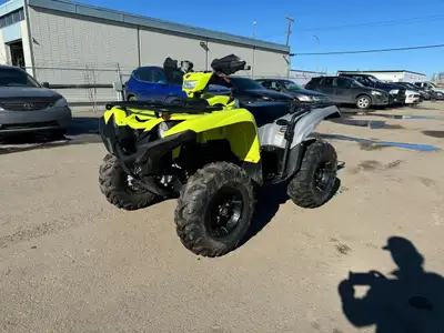 The 2022 Yamaha Grizzly 700 EPS is built for riders who need a tough, reliable ATV that excels in al...
