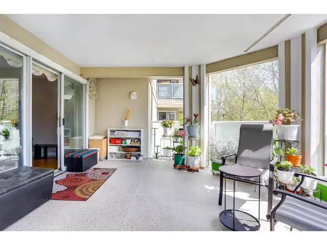 204 20145 55A AVENUE Langley, British Columbia in Condos for Sale in Abbotsford - Image 3