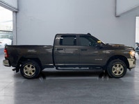 Check out this vehicle's pictures, features, options and specs, and let us know if you have any ques... (image 5)