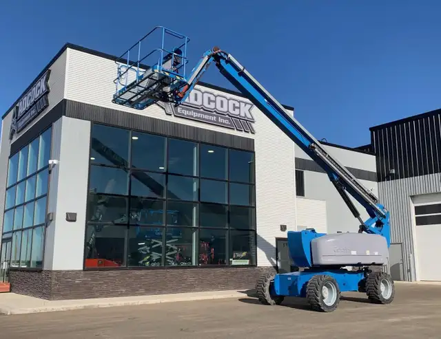 2015 GENIE Z80/60 in Heavy Equipment in Edmonton - Image 10