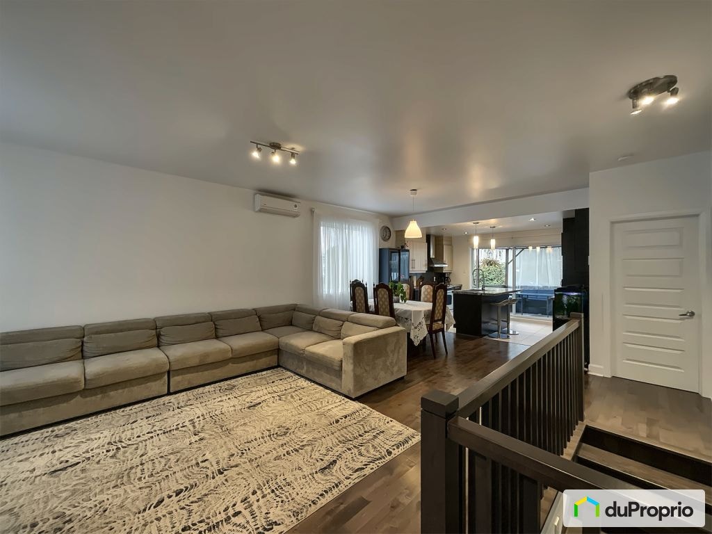 57e Avenue — photo 2
