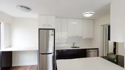 Apartment for Rent at 2040 York, Kitsilano
