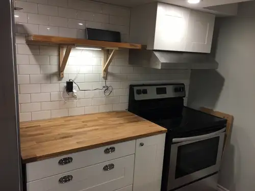 ALL-INCLUSIVE, 4 spacious & bright bedrooms available in a brand new upper level unit. Beautiful one...