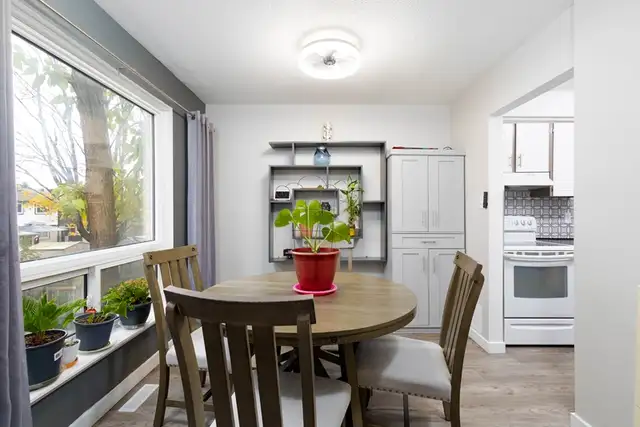 Beautiful 3 Bed, 3 Bath Detached on Home on Chaucer Cres. in Long Term Rentals in Barrie - Image 7