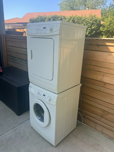MAYTAG STACABLE WASHER AND DRIER MACHINES IN GOOD CONDITION!, View more