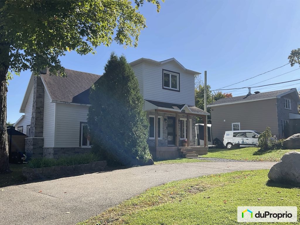 $549,000 - 2 Storey for sale in Val-Belair — photo 1