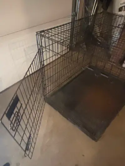 Metal Wire Dog Crate., View more