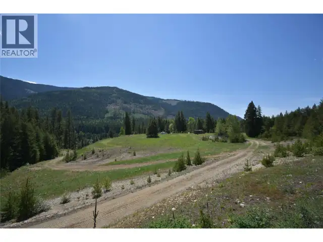 4125 Ross Spur Road Fruitvale, British Columbia in Land for Sale in Nelson - Image 10