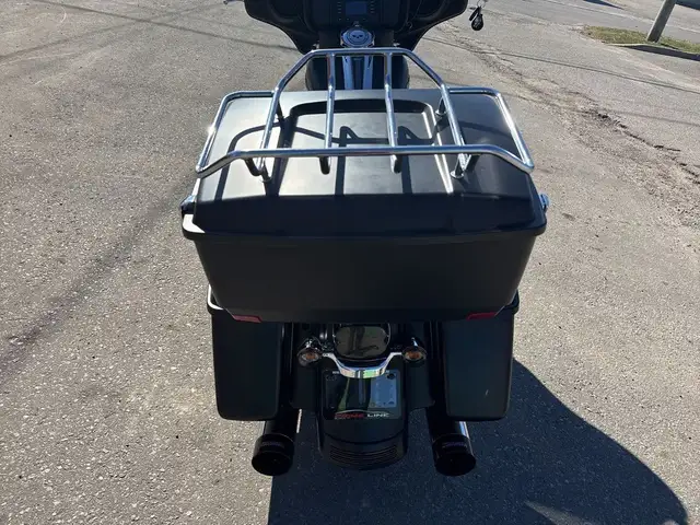 2017 Harley-Davidson Street Glide ~ STREET GLIDE ~ 107CI ~ DETAT in Sport Touring in City of Toronto - Image 15