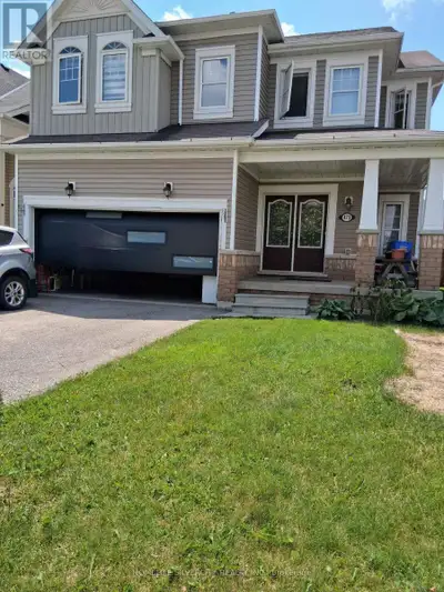 Breathtaking 4 Bedroom 3 Washroom Home In High Demand Area Of Shelburne! Double door entry leads you...